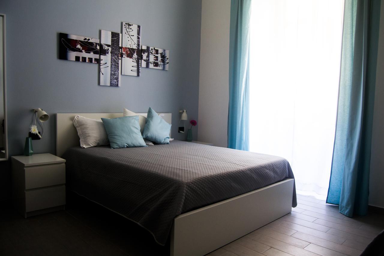 Civico 7 Bed & Breakfast เนเปิลส์ ภายนอก รูปภาพ
